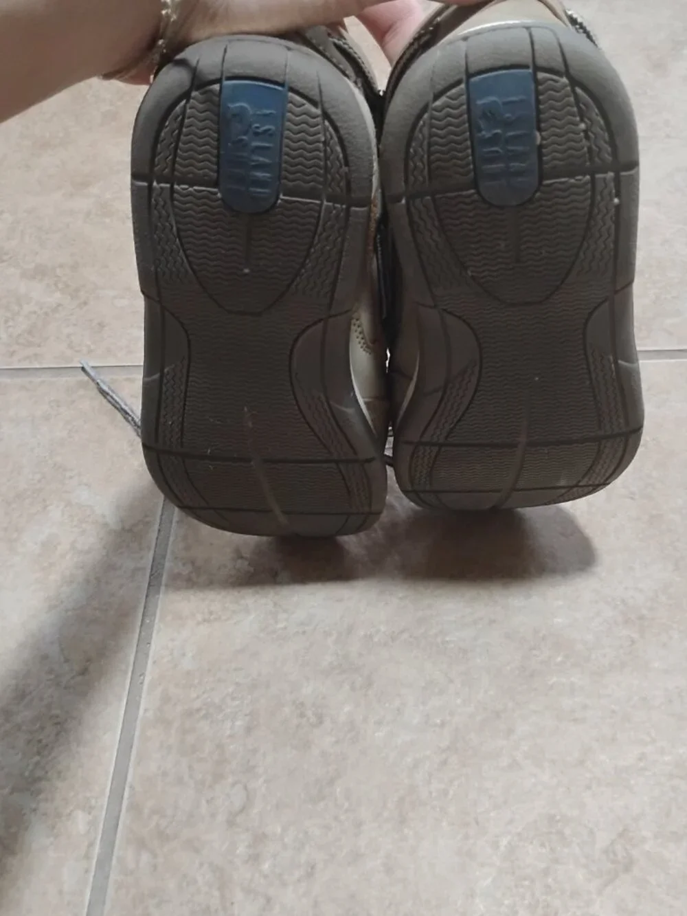 Island Surf Boat Deck Shoes- Size 5